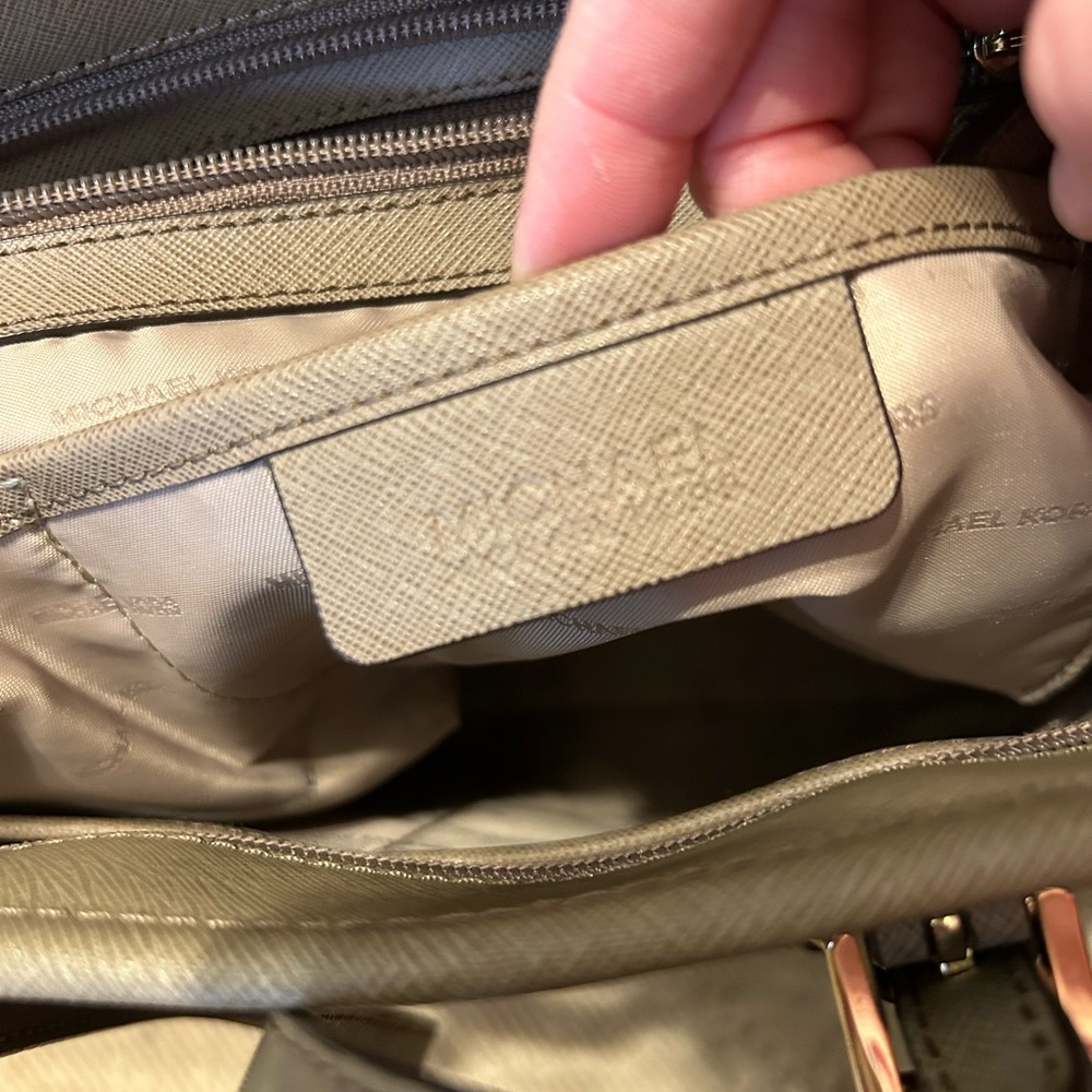 Michael Kors Tan Tote Bag - Picture 9 of 12